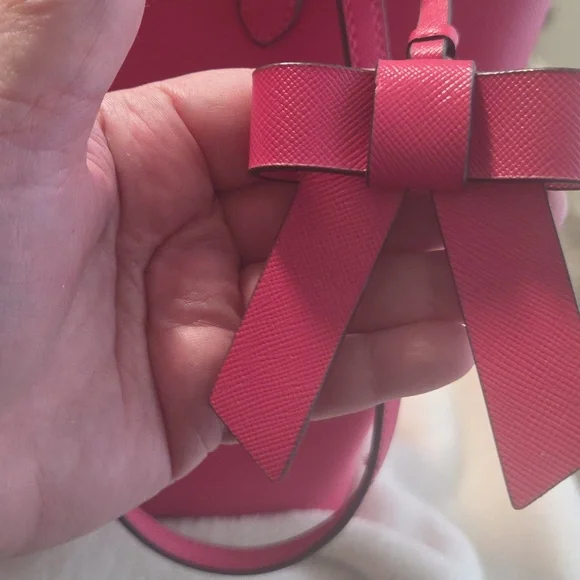 kate spade Pink Leather Tote with Bow Charm Nwot - Picture 8 of 10